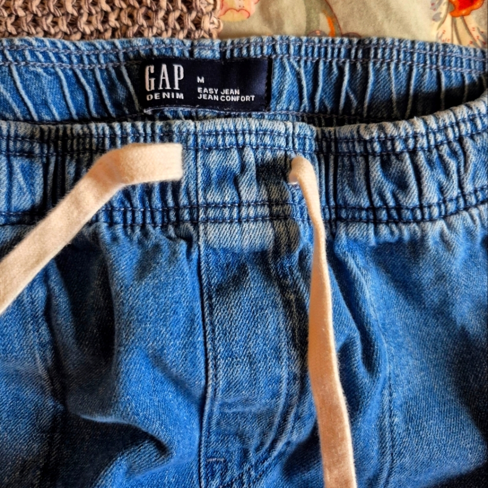 GAP Blue Ankle Cropped Jeans with Elastic Waistband